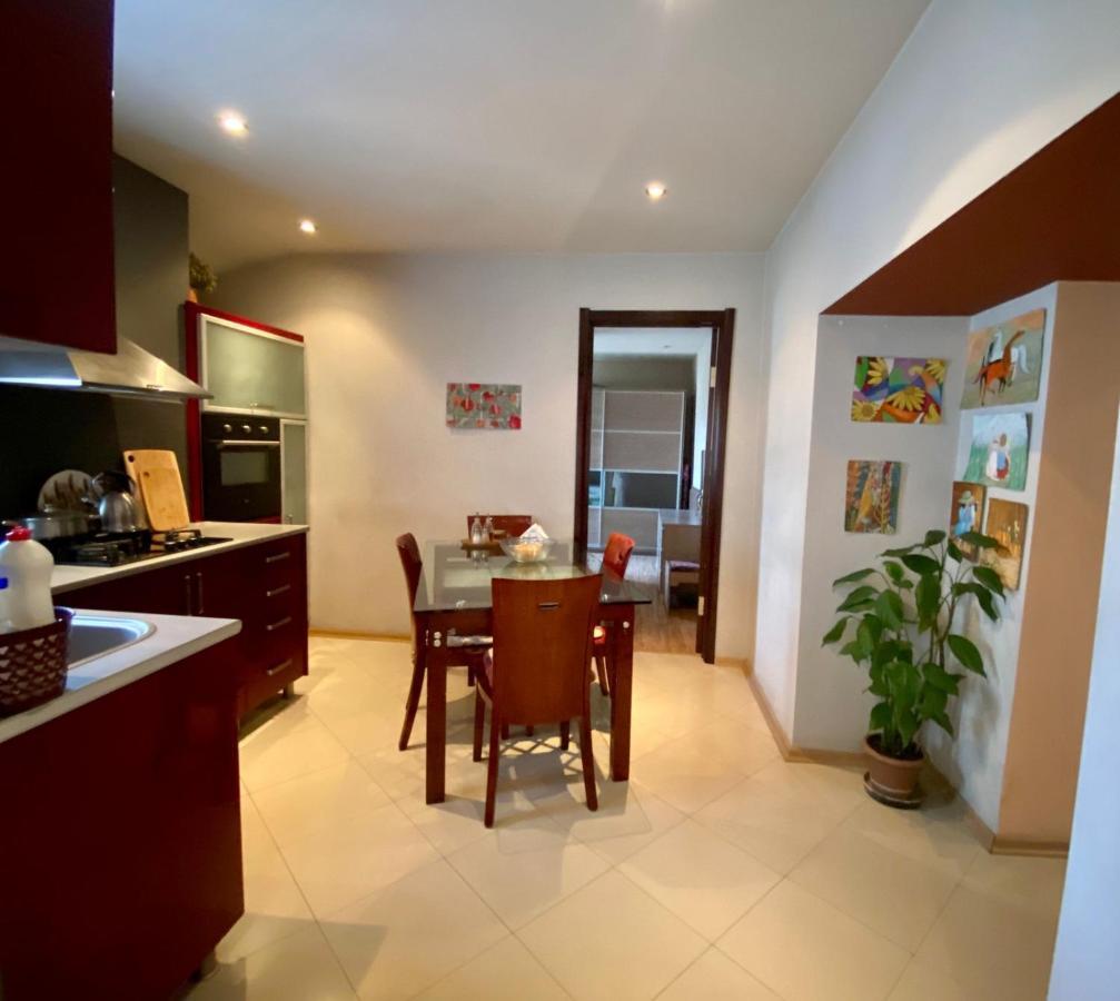Opera Apartment Tbiliszi Kültér fotó